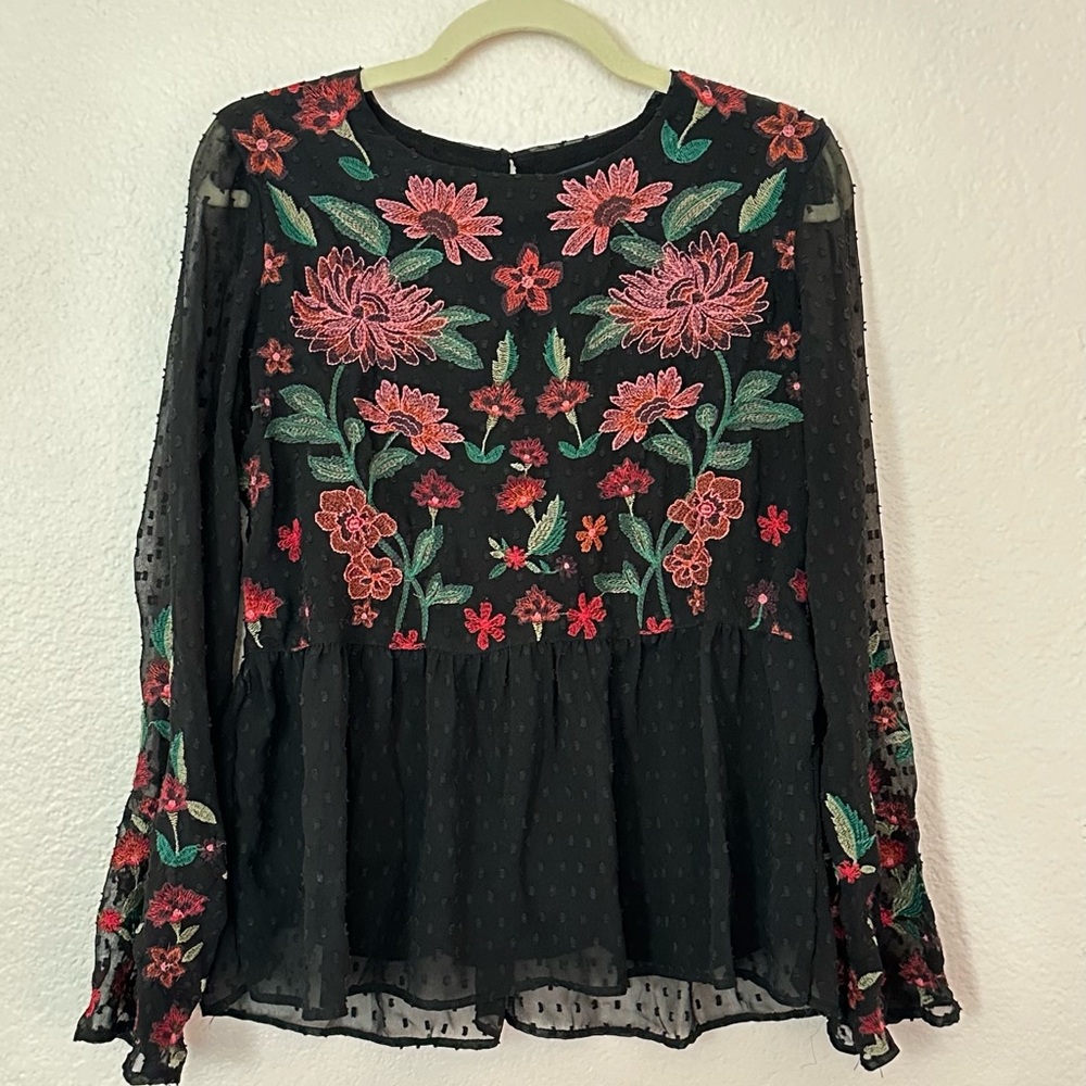 2/$15 American Eagle Outfitters Floral Blouse